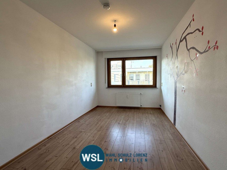 WHG 2. OG: Kinderzimmer 2 Mehrfamilienhaus Wendlingen am Neckar