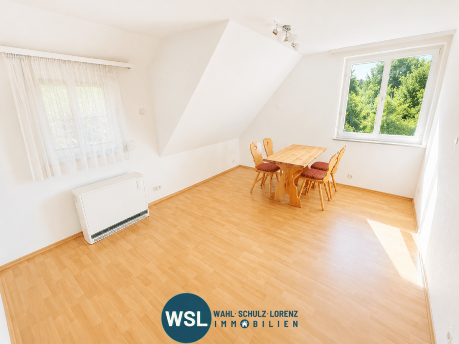 Wohnzimmer DG Einfamilienhaus Lenningen
