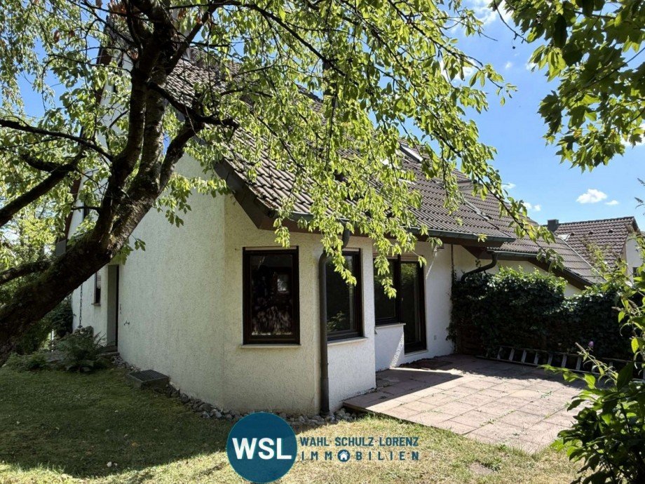Hausansicht Nord-West Doppelhaush�lfte Esslingen am Neckar