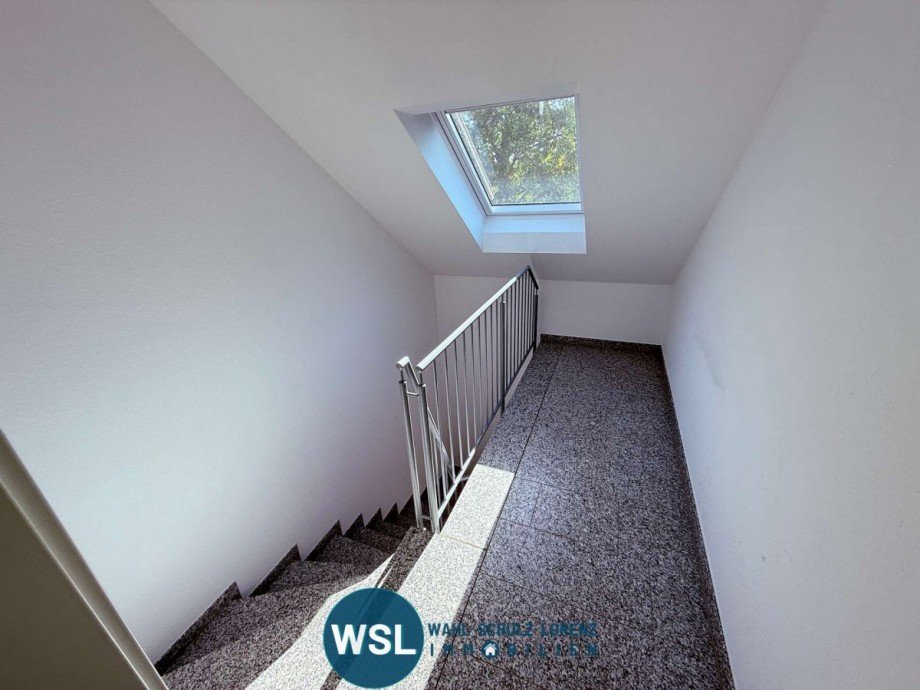 Eingangsbereich Treppenhaus Dachgeschosswohnung Bissingen an der Teck