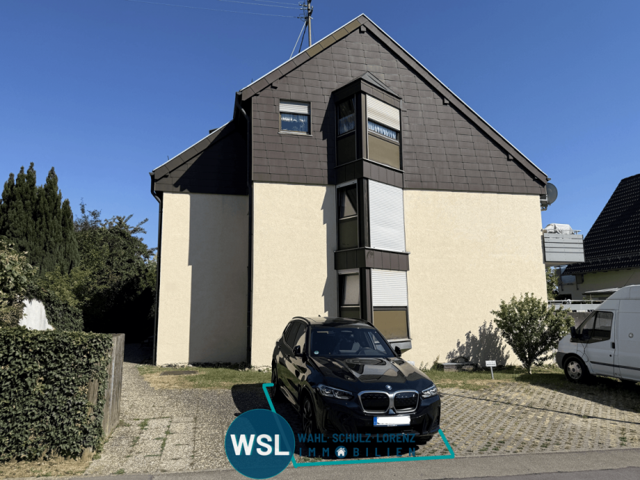 Kfz.-Stellplatz im Freien Etagenwohnung K�ngen
