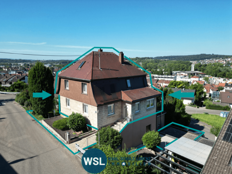 Ansicht Nord-Ost Oberboihingen Doppelhaush�lfte 1-2 Familien-Doppelhaush�lfte (Aufteilung nach WEG) mit Doppelgarage & gro�er Terrasse mit Aussicht.