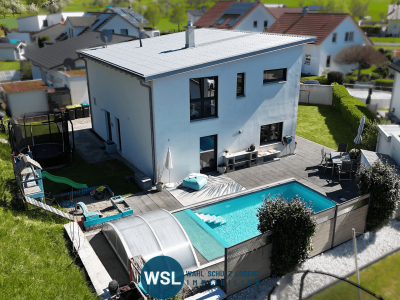Hauptbild Energieeffizientes EFH - moderne Wohnidylle mit Pool und traumhaftem Garten in Oberlenningen