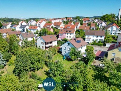 Hauptbild RESERVIERT! Viel Platz für Familie, Wohnen & Arbeiten. 2-3-Familienhaus mit XXL-Garten & 2 Garagen in Nürtingen.