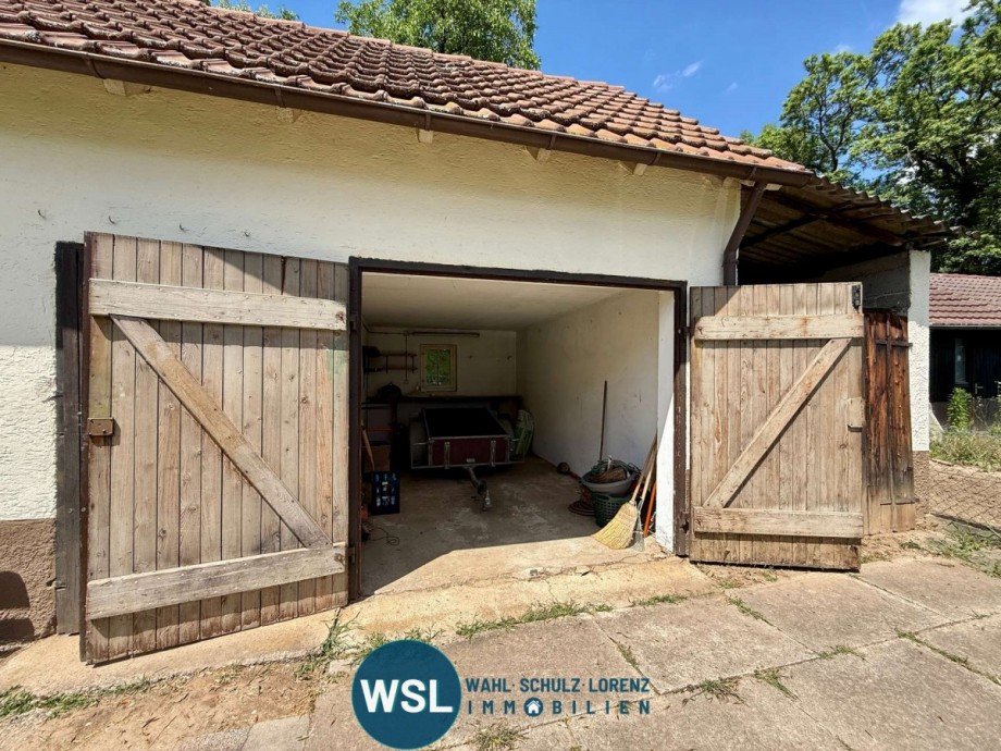Nebengeb�ude mit... Zweifamilienhaus Neckartailfingen