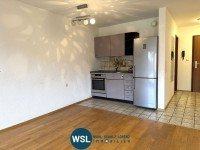 Bild (3f5f47a0f2e568b186f8d746fa9a88d9): Apartment im Erdgeschoss mit Garten & Tiefgarage - Renovierungsbedarf, f�r Eigennutzer oder Anleger.