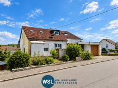 Hauptbild Viel Platz & echter Weitblick: Mehrfamilienhaus mit 3 Wohnungen & großem Grundstück und 2 Garagen in Nürtingen-Raidwangen