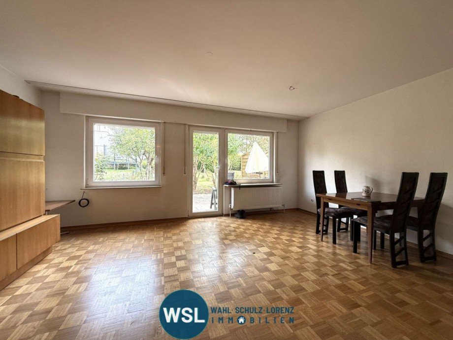 EG: Wohn-/ Esszimmer Reihenmittelhaus Neuhausen auf den Fildern