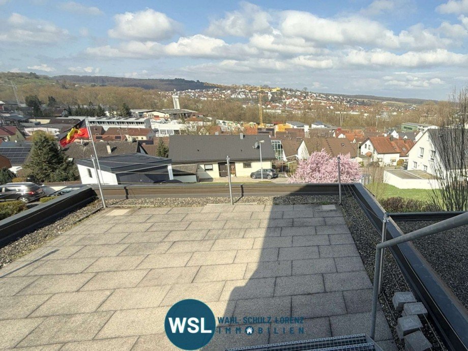 Terrasse am Wohnzimmer Doppelhaush�lfte Oberboihingen