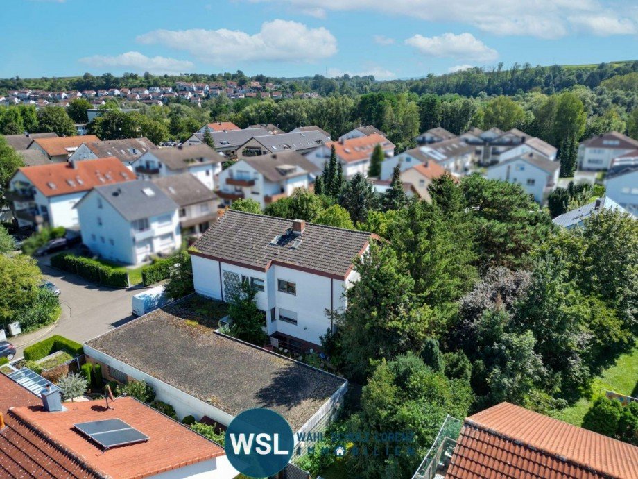 Seitenansicht Mehrfamilienhaus N�rtingen