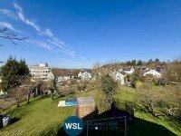 Bild (6291435cc94281aef185e9e7e0944d44): Viel Platz f�r Familie, Wohnen & Arbeiten. 2-3-Familienhaus mit XXL-Garten & 2 Garagen in N�rtingen.