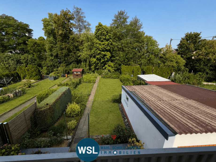 Blick vom Balkon in den Garten Reihenendhaus Kirchheim unter Teck