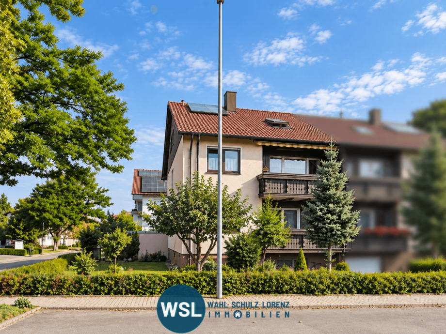 Gartenansicht Zweifamilienhaus Neckartailfingen