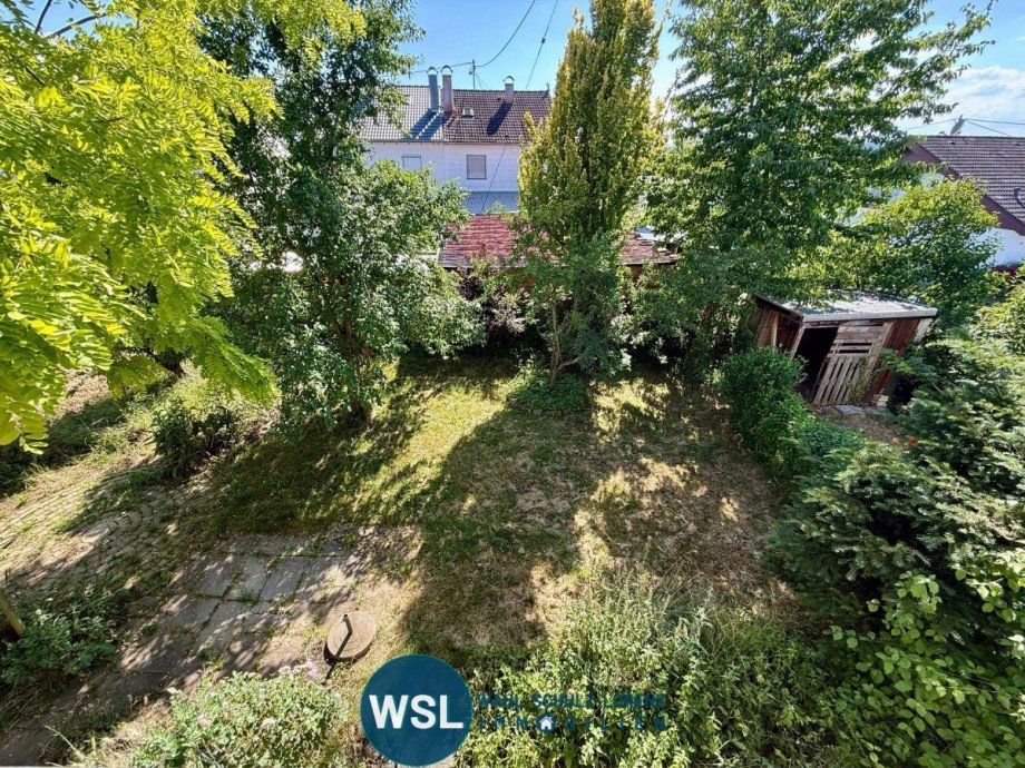 Blick in den Garten Mehrfamilienhaus Bempflingen