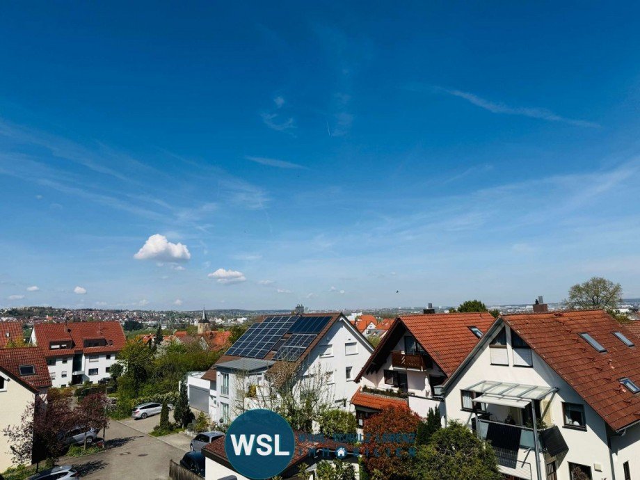 Blick von Balkon Dachgeschosswohnung Filderstadt