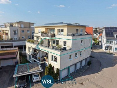 Hauptbild 3-Zi.-Wohnung mit Dachterrasse, Aufzug, Garage & Carport. Für Kapitalanleger. Zentral in Wendlingen.