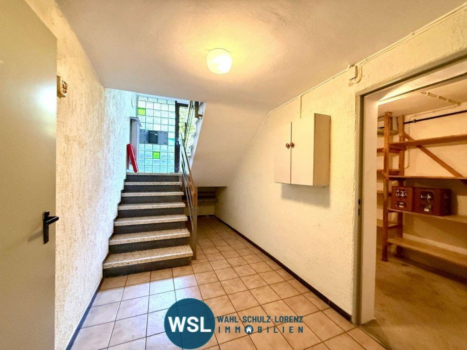 Kellerflur Zweifamilienhaus Neckartailfingen