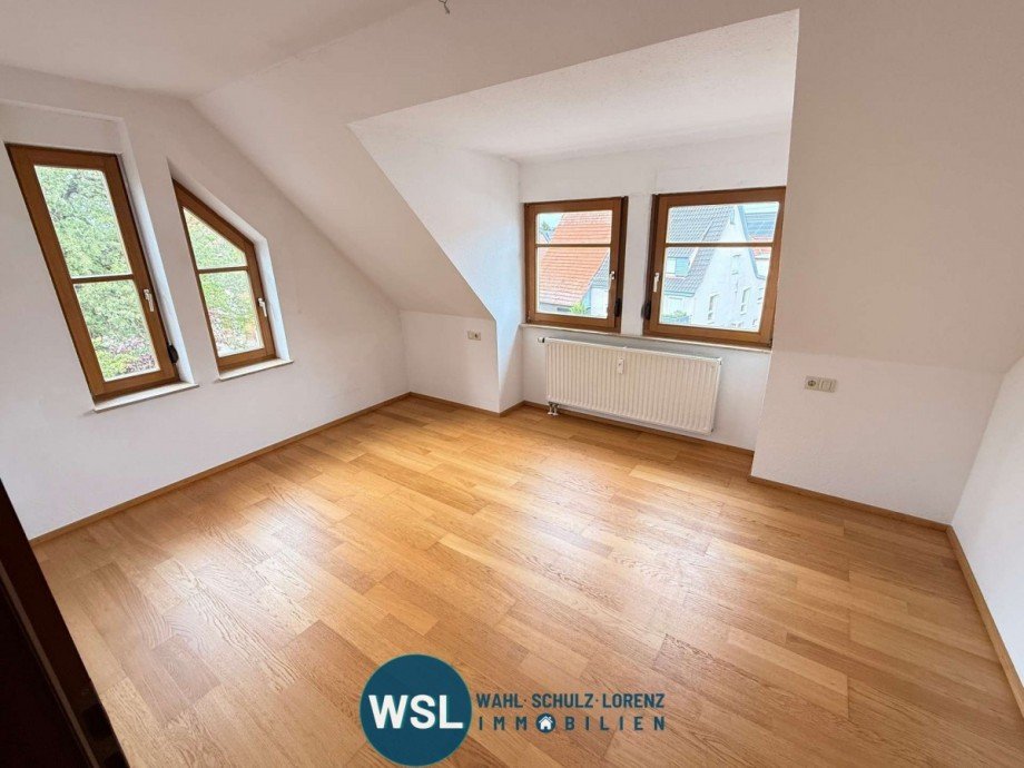 B�ro-Kinderzimmer Dachgeschosswohnung Kusterdingen