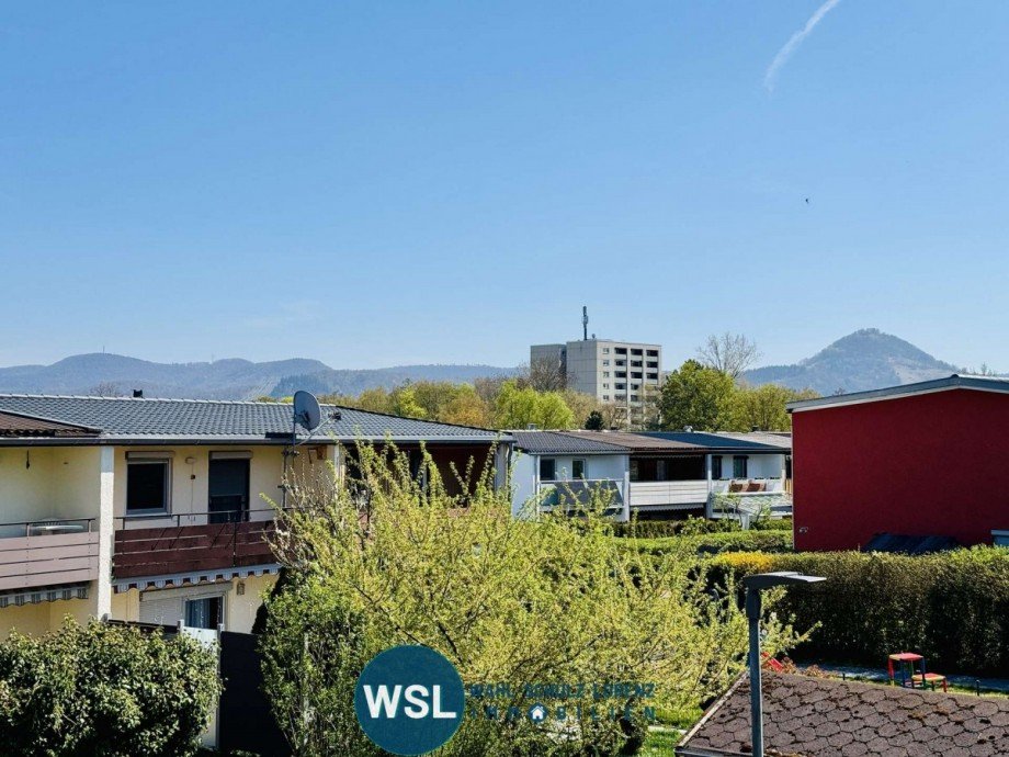 Blick in die Nachbarschaft Reihenendhaus Reutlingen