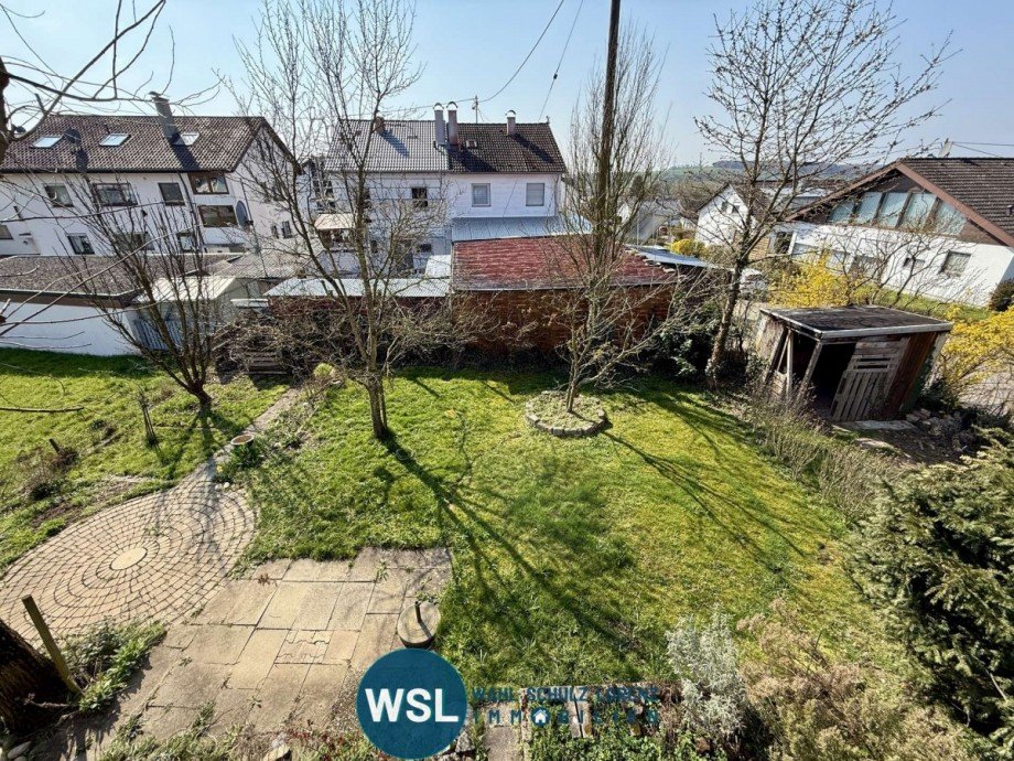 Blick in den Garten Mehrfamilienhaus Bempflingen