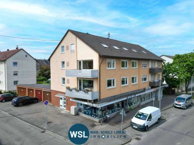 Hausansicht Ost Wendlingen am Neckar - Region Wendlingen am Neckar Mehrfamilienhaus Kapitalanlage oder Eigennutzung. Sie haben die Wahl! Gepflegtes Haus in Zentrumslage von Wendlingen