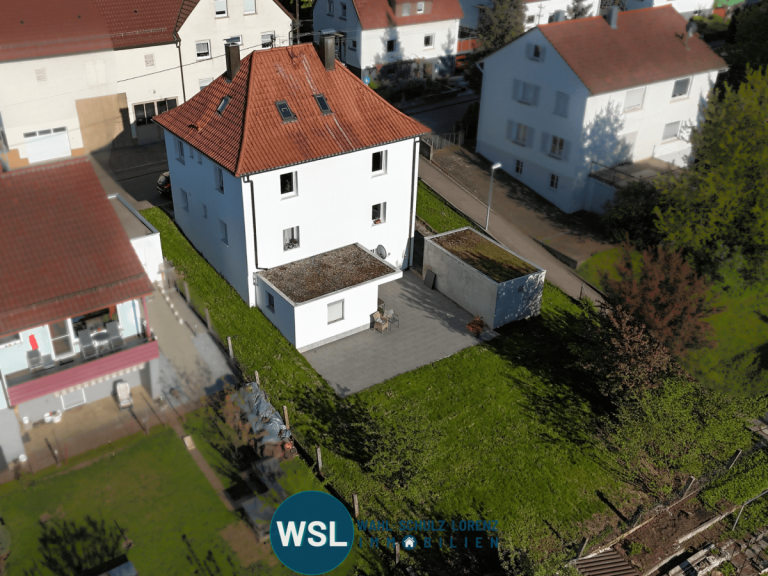 Ansicht West Owen Zweifamilienhaus Modernisiertes Zweifamilienhaus mit Ausbaupotenzial, gro�er SW-Terrasse in ruhiger Hanglage von Owen