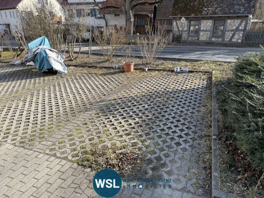 Zugeh�riger Au�enstellplatz Dachgeschosswohnung Kusterdingen