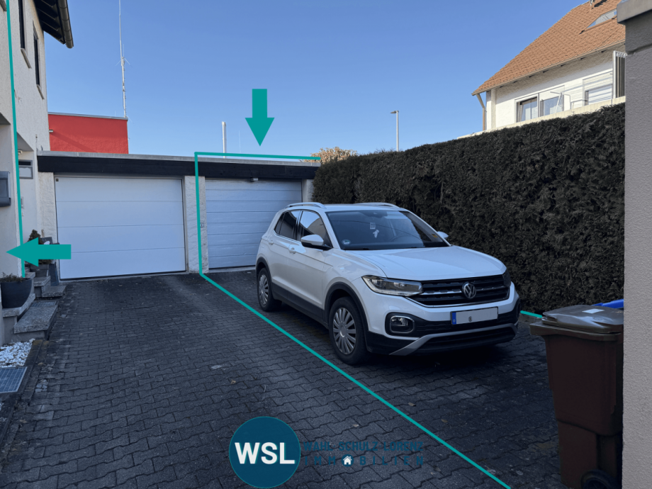 Hauszugang, Garage, Stellfl�che Reihenmittelhaus Oberboihingen
