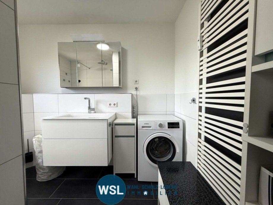 Bad mit Fenster Etagenwohnung Wendlingen am Neckar