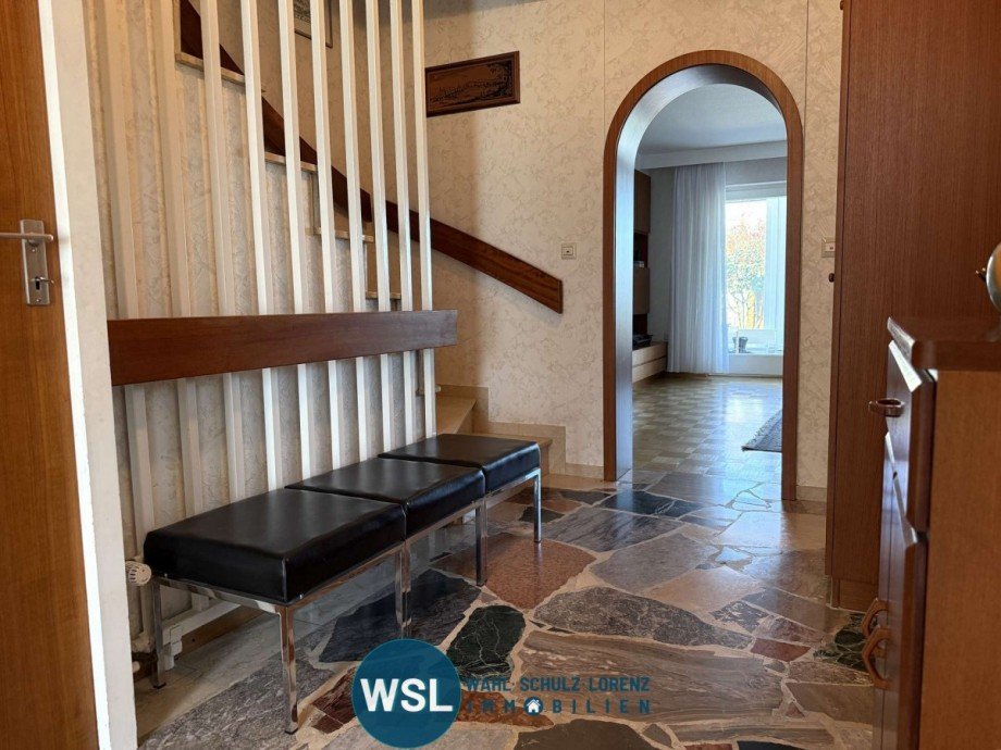 Flur/Garderobe (EG) Reihenendhaus K�ngen