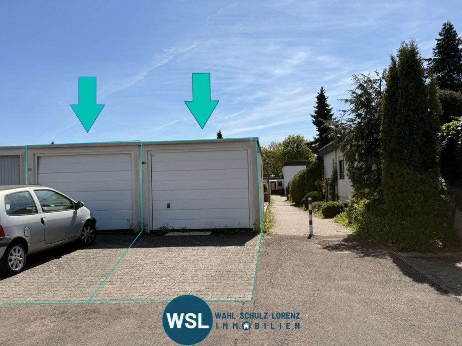 2 Garagen + 2 Stellpl�tze davor Bungalow Kirchheim unter Teck
