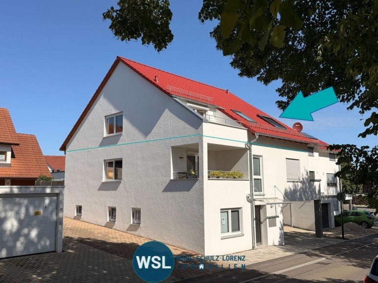 Titelbild Bissingen an der Teck Dachgeschosswohnung Wohnen direkt am See - gro�z�gige 3-Zimmer-Wohnung mit Loggia, Balkon, EBK und Garage in Bissingen