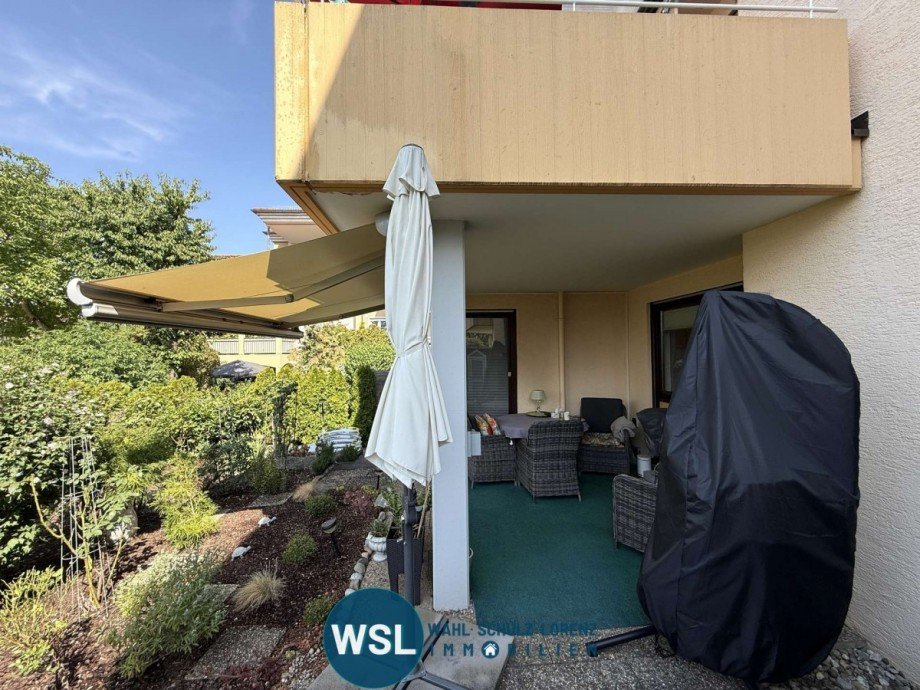 Terrasse �berdacht mit Markise Erdgeschosswohnung Wendlingen am Neckar